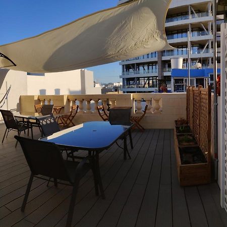 Walter'S B&B Gzira ภายนอก รูปภาพ