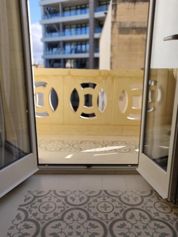 Walter'S B&B Gzira ภายนอก รูปภาพ