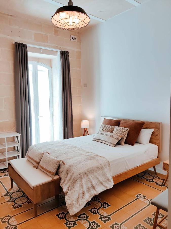 Walter'S B&B Gzira ภายนอก รูปภาพ